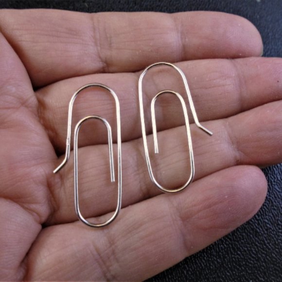 925 Sterling Silver Wire Paperclip oval hoop earrings - Picture 2 of 5